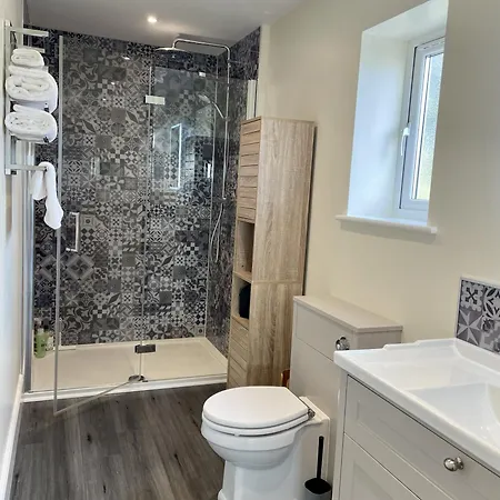 Large New Studio Apartment And Hot Tub - Private Hideaway In The Brecon Beacons Bwlch Exterior foto