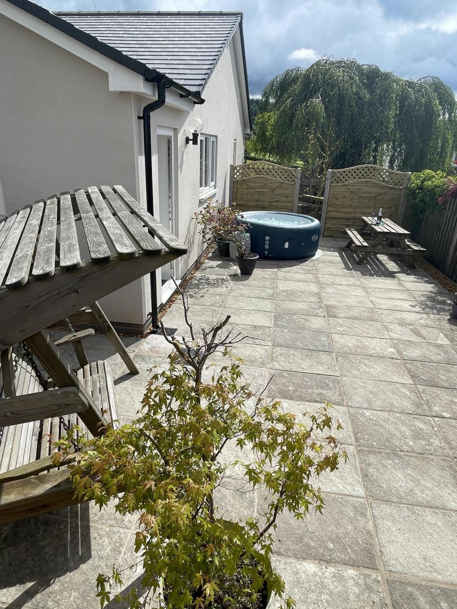 Large New And Hot Tub - Private Hideaway In The Brecon Beacons Apartment