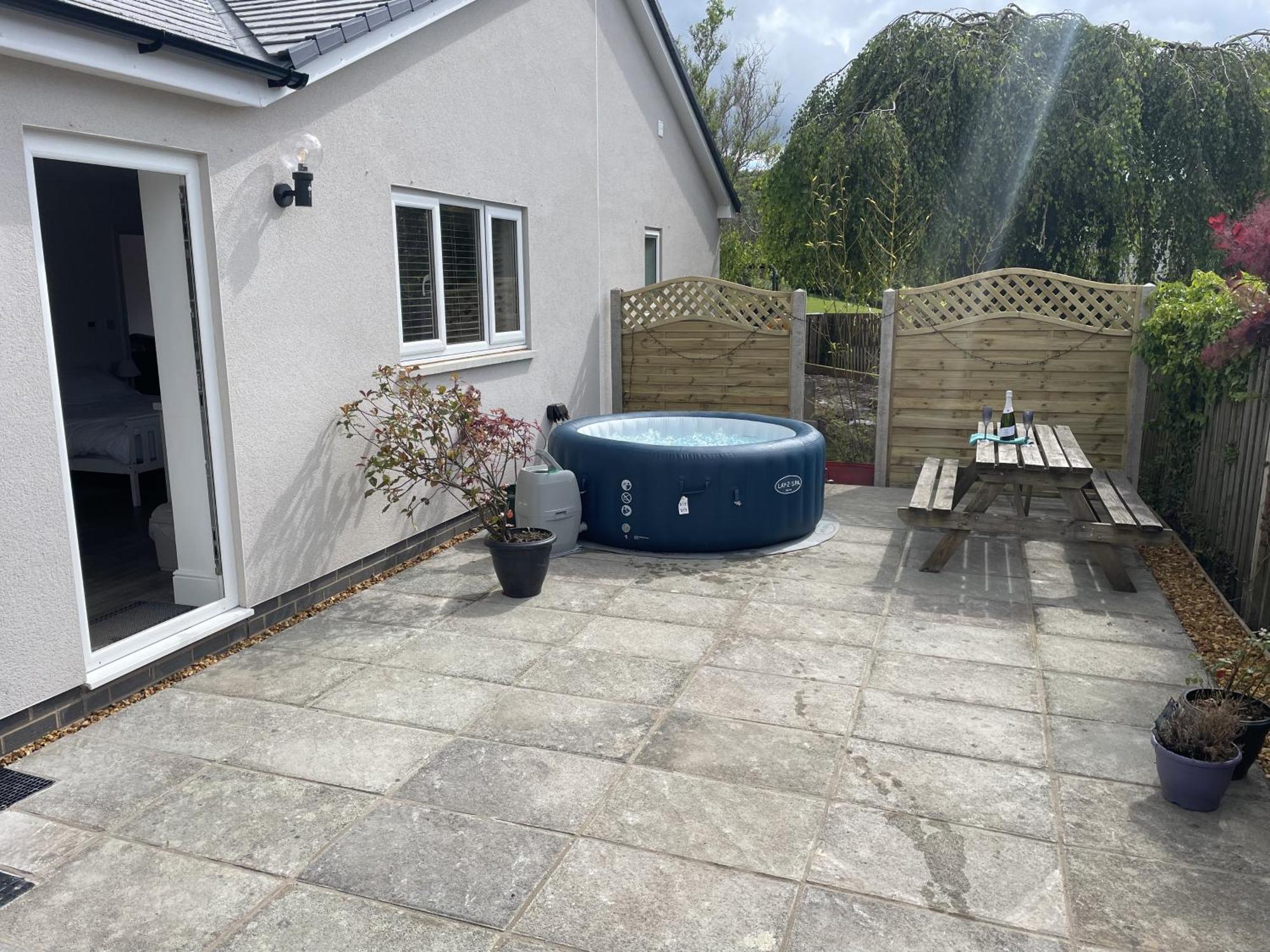 Large New And Hot Tub - Private Hideaway In The Brecon Beacons Apartment